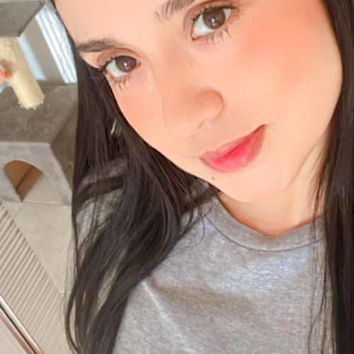 Yina T. profile photo