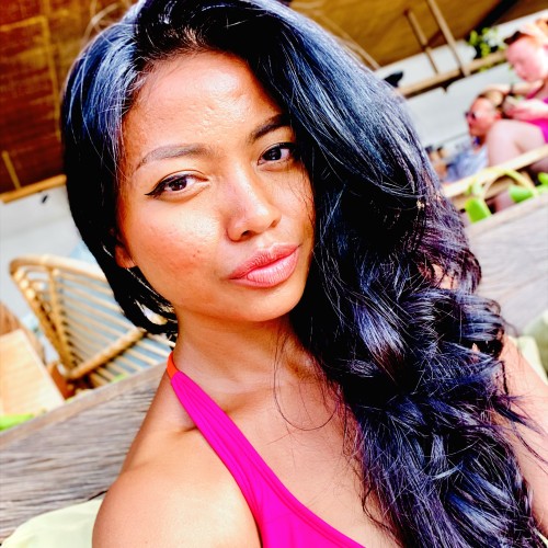 Indri W. profile photo