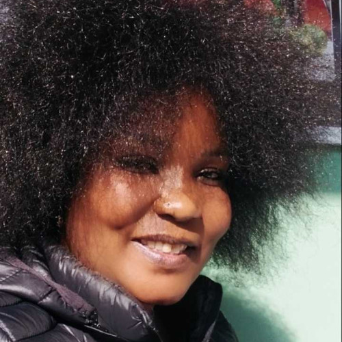 khanjila w. profile photo
