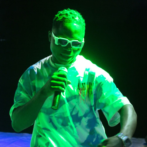 Adakpo b.