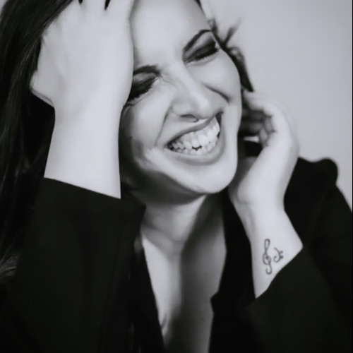 Claudia  M.
