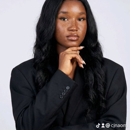 Naomi F. profile photo