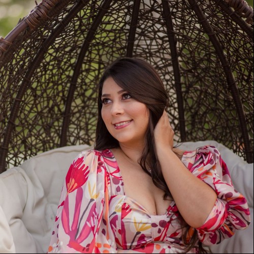 Laura S.