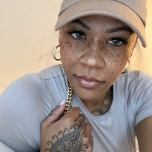 Tara n. profile photo