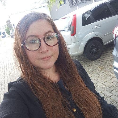 Elena  Q. profile photo