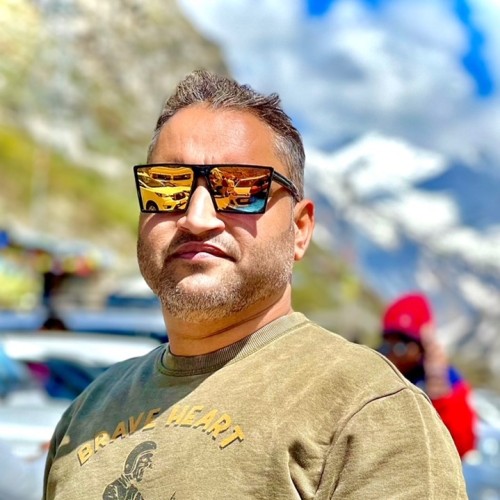 Arfan M.