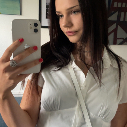 Emily H. profile photo