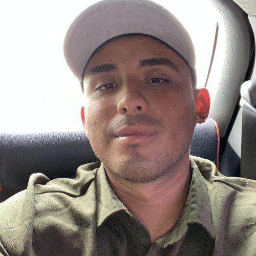 Rey  L. profile photo