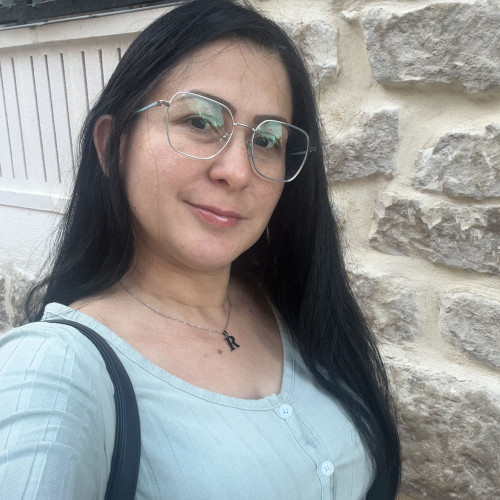 Rosa R.