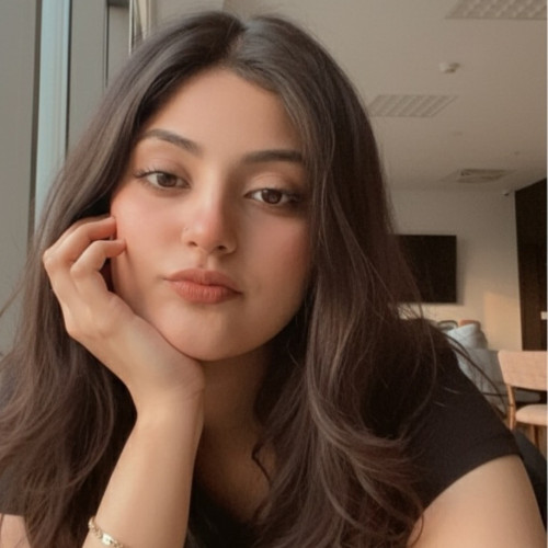 Moon e. profile photo