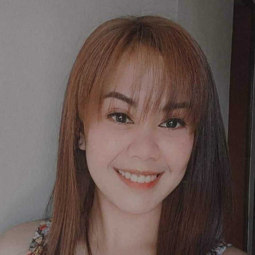 Nayessa M.