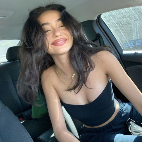 Ava  R. profile photo