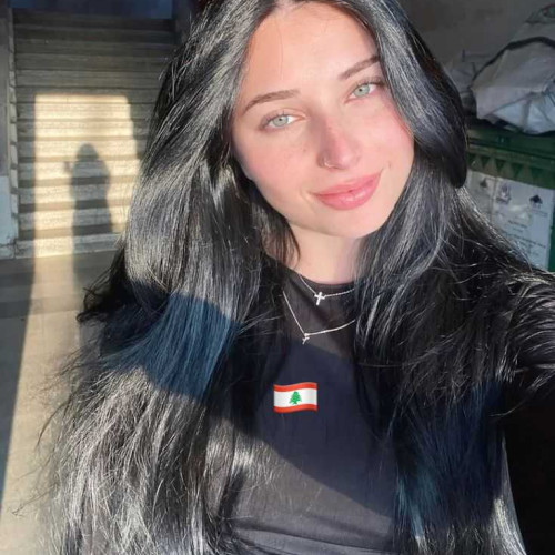 lara j.