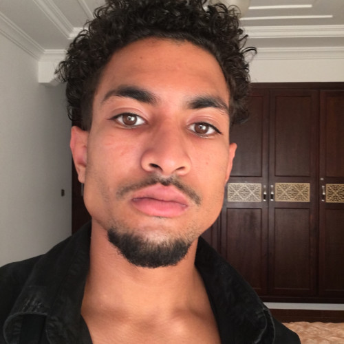 Yassine E.