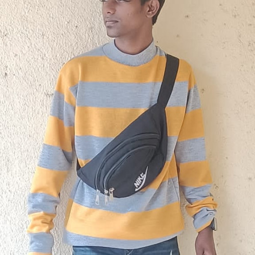 OM  S. profile photo