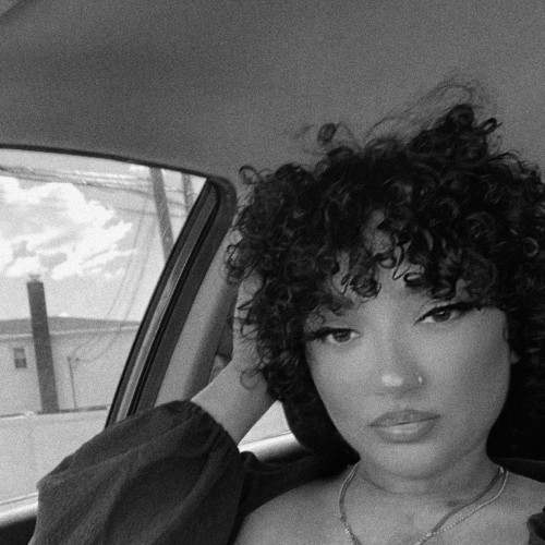 Janelle V.