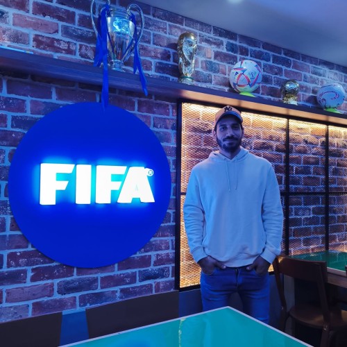 Paul  M. profile photo