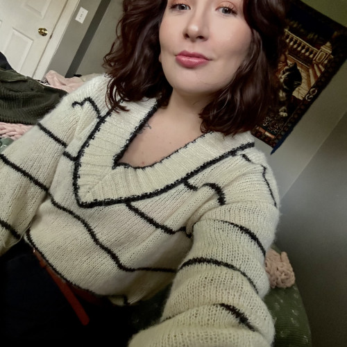 Mae B. profile photo
