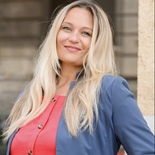 Ella Z. profile photo