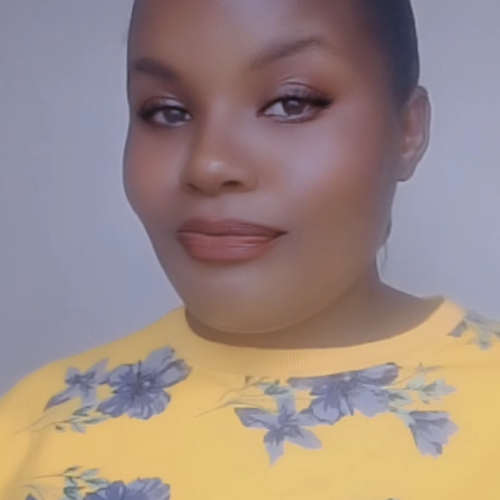 Essy  E. profile photo