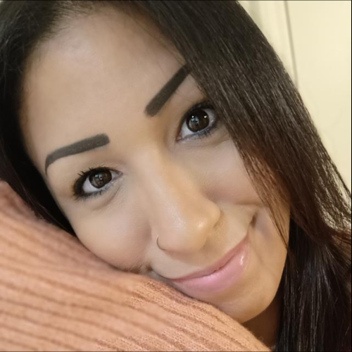 Yari D. profile photo