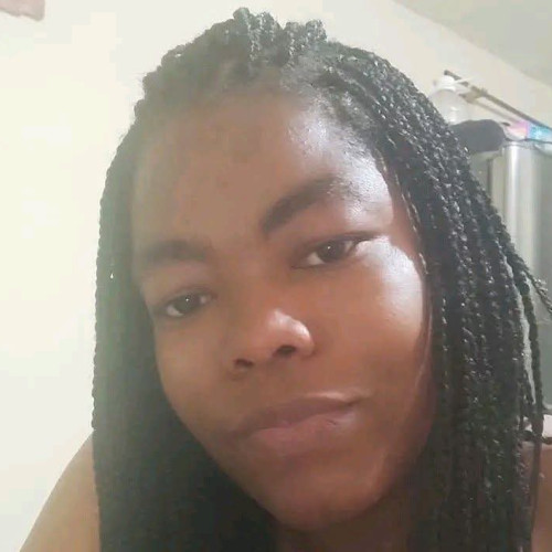 Luz R. profile photo