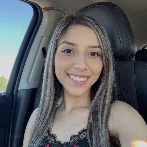 Chelsea R.