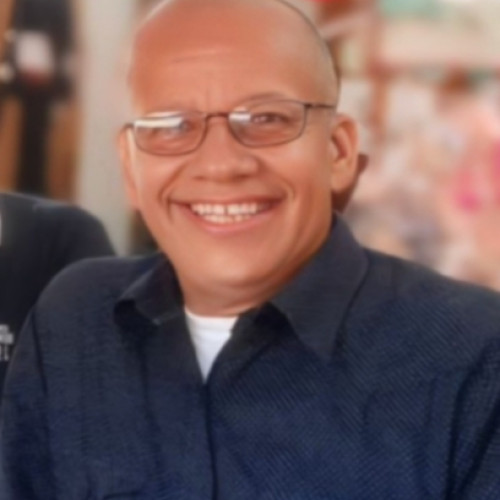 Luis c.