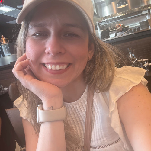 Milagros M. profile photo