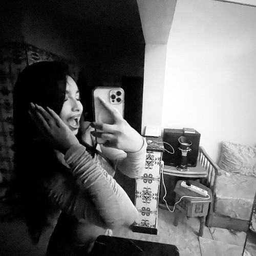 ELHYY r.