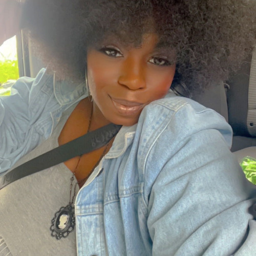 Laylani T. profile photo