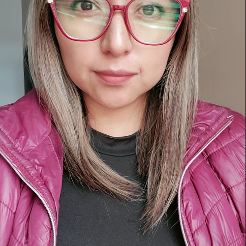 Tania E.