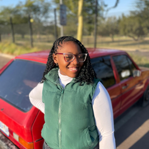 LUYANDA T.