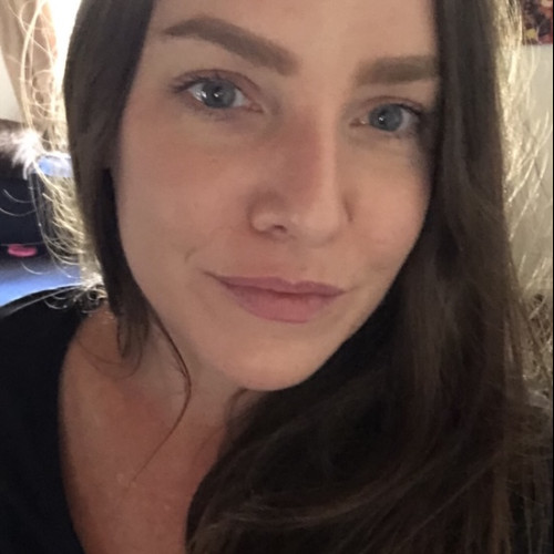 Skye H.