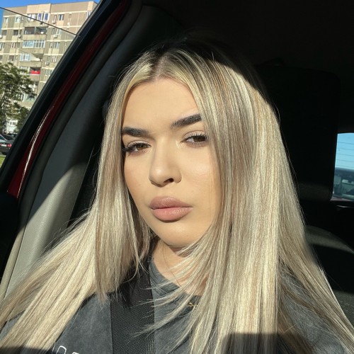 Oana  C.