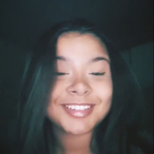 isabelly  F. profile photo