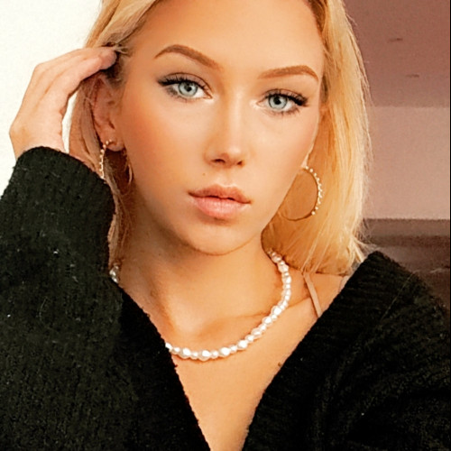 Esma P.