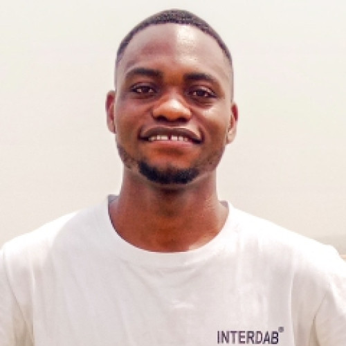 Adeshina  L.