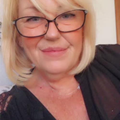 Jen M. profile photo