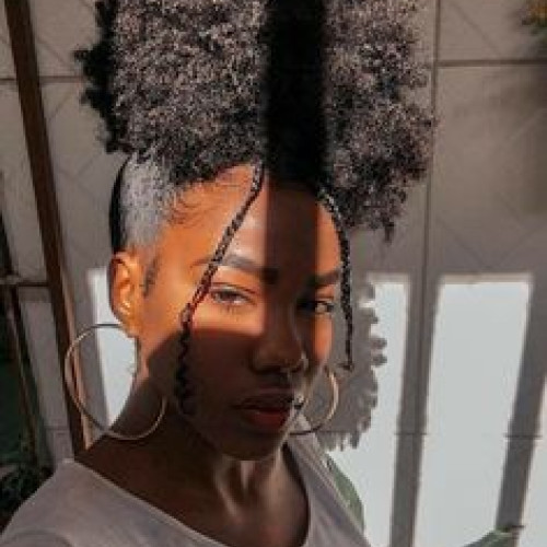 Tomi L. profile photo