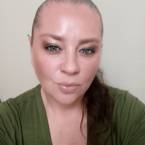 Wendy  V. profile photo