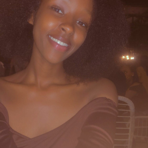 lucie l. profile photo