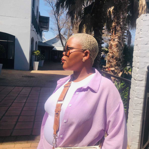 Mbalie M.