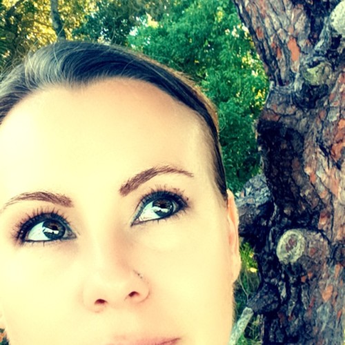Joni I. profile photo