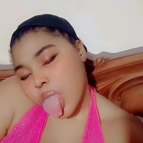 Uju L. profile photo