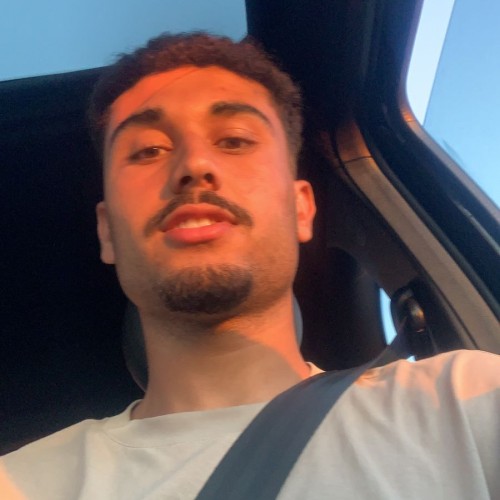 youness e. profile photo