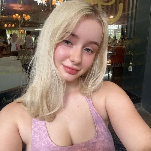 Isabella  H. profile photo