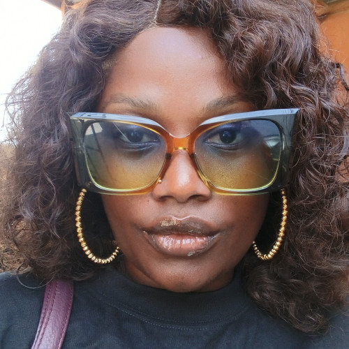Afromi  E. profile photo