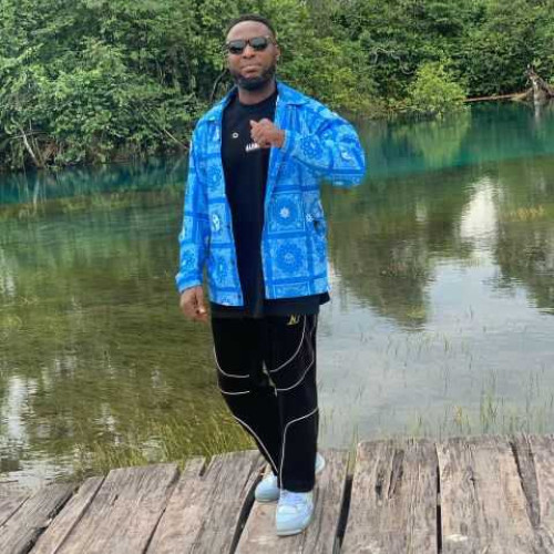 Kelvin D.