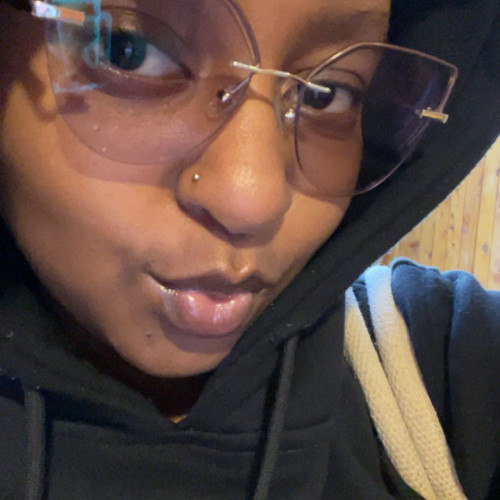 Muckenzie B. profile photo